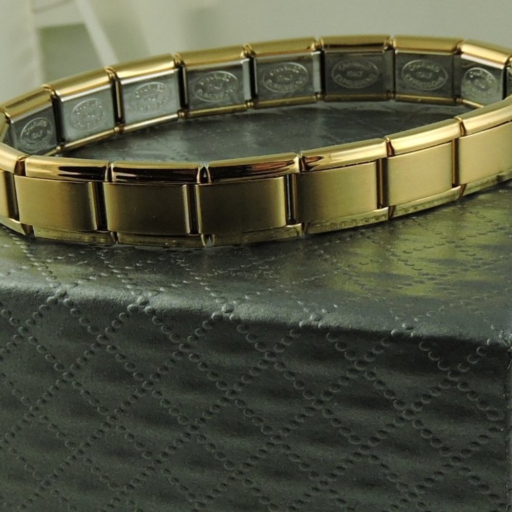 STAINLESS STEEL ITALIAN CHARM BRACELET/9MM/ GOLD/ BRAND NEW